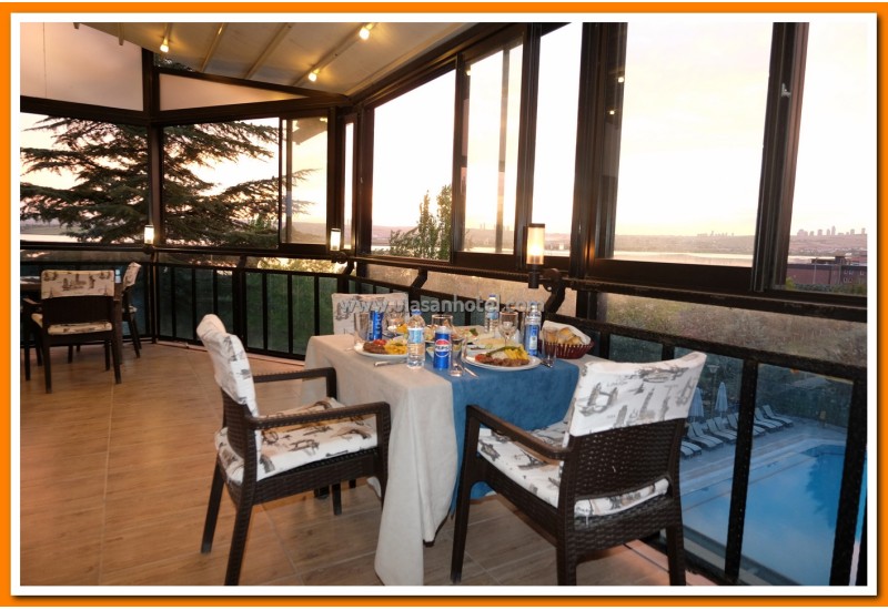 Manzaralı Restoran